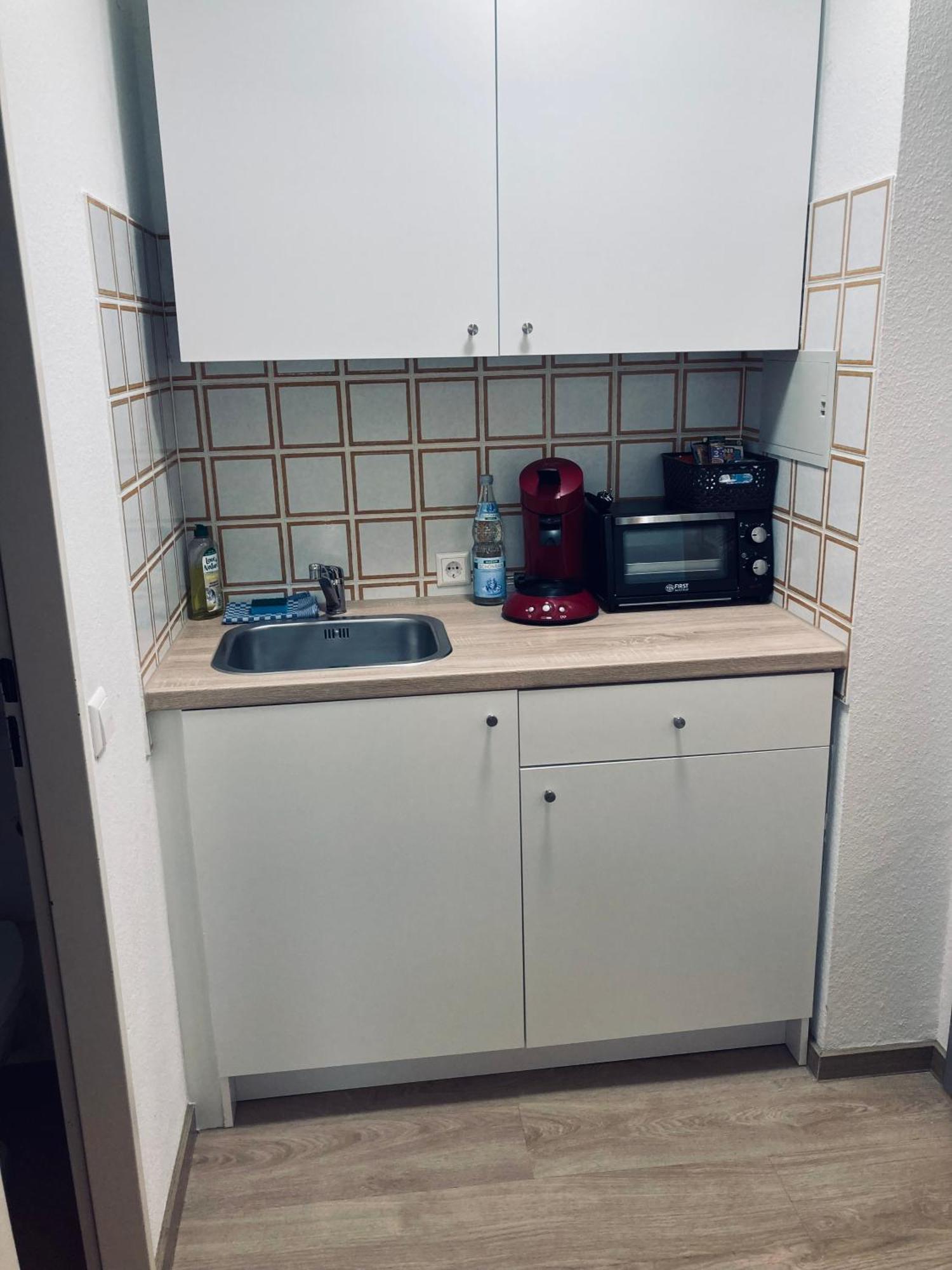 Free Apartment - Ermstal バート・ウーラッハ エクステリア 写真